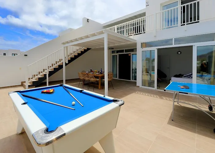 Bella, Modern 4 Bed 빌라 *