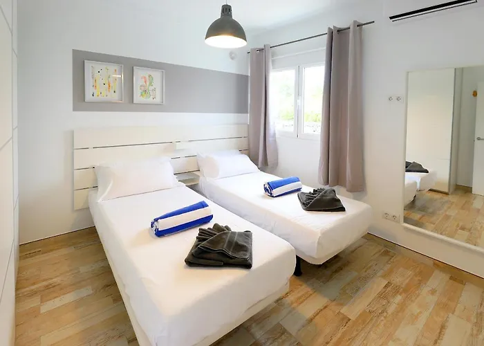 Вилла Bella, Modern 4 Bed Коста Бланка