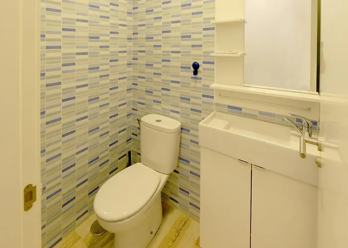 Bella, Modern 4 Bed Вилла